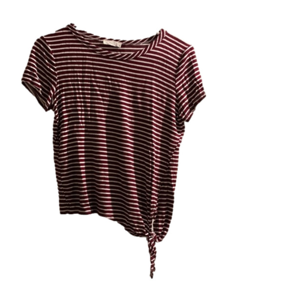 Olivia Rae side tie t-shirt - Picture 1 of 1